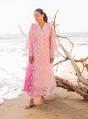 Zainab Chottani | Amyra