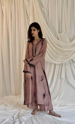 IQRAF CHAUDHRY | AKEESA