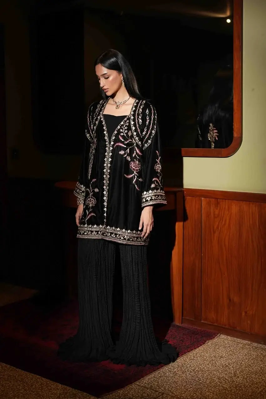 AMMARA KHAN ‘THE OVERTURE’26 | MIDNIGHT MOSIAC