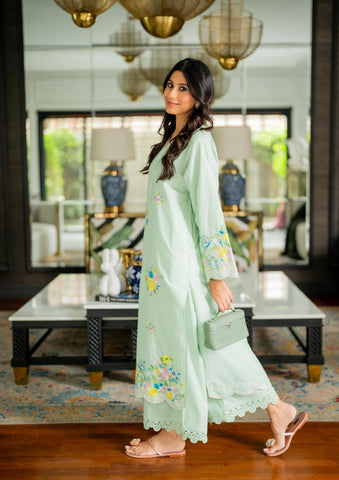 HIRA SARDAR ‘ROSERIA PRET’26 | SPRING GARDEN