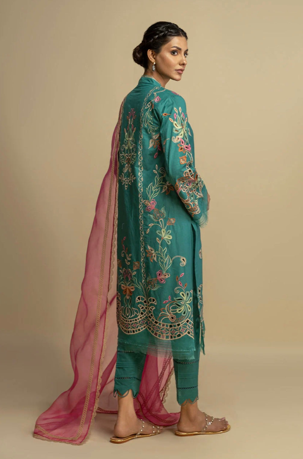 NIDA AZWER NUR PRINT | ENCHANTED EVERGREEN