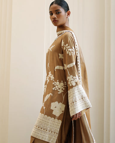 IQBAL HUSSAIN LUXURY PRET’24 | EC-03
