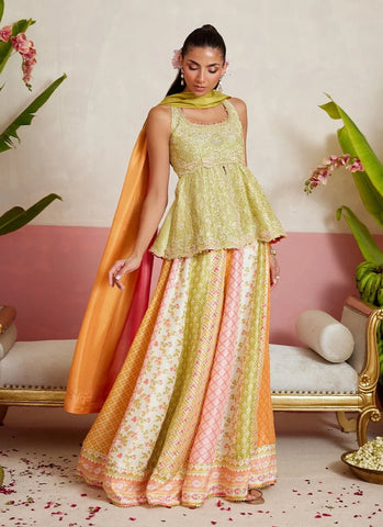 FARAH TALIB AZIZ ‘MAYNA FESTIVE PRET’26 | TAYLA SET