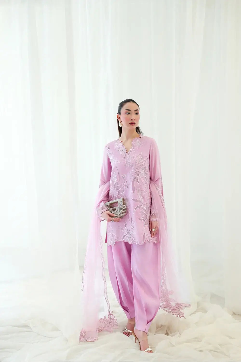 SAIRA RIZWAN ‘LAEL SILK PRET’26 | OVELIA