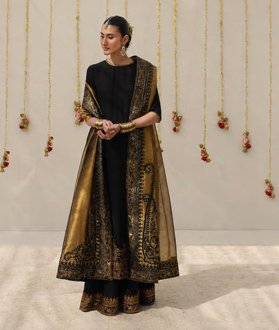 DYOT FESTIVE PRET’26 | BLACK OUTFIT