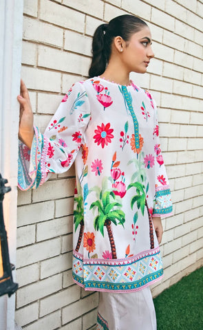 SUMAIRA AURANGZEB | CATCH SOME RAYS