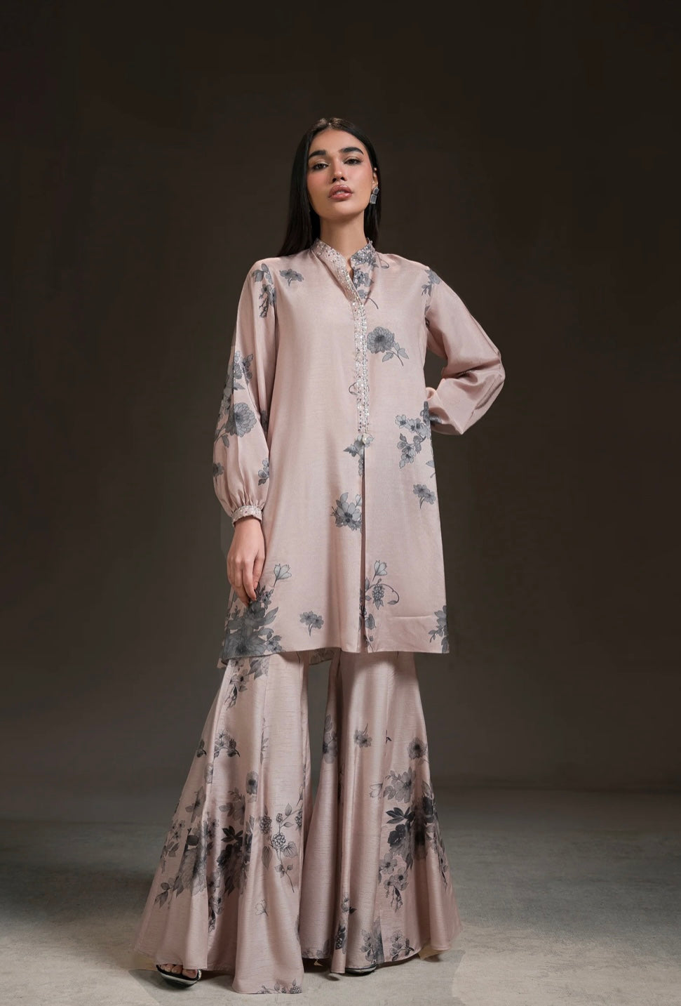AMMARA KHAN GLITZ’24 | FLORAL PRINT GHARARA SET