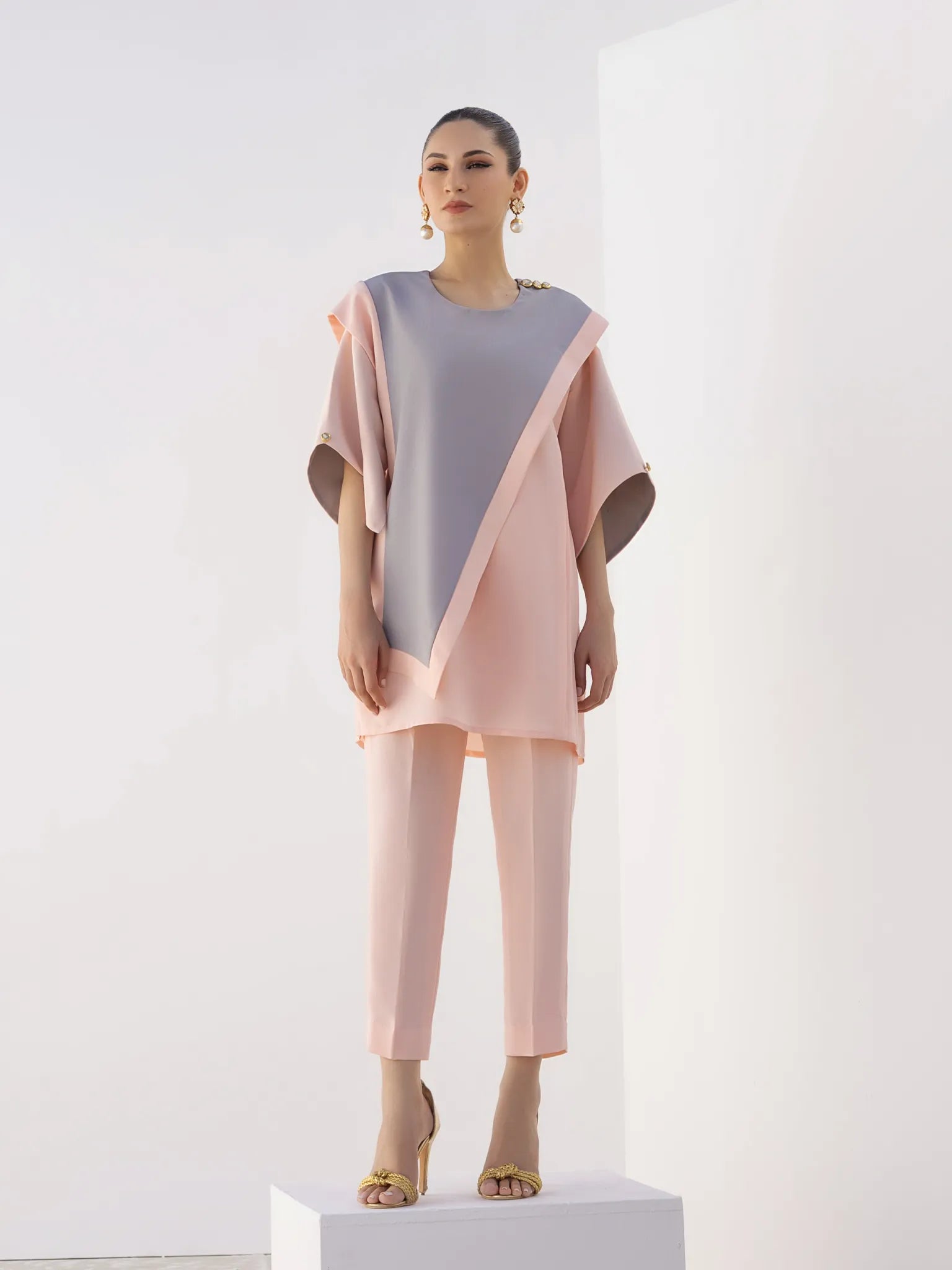 IQA | VIDA PEACH – embellishedkurtas