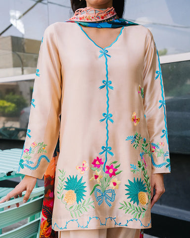 MEHREEN HAMZA TABANI ‘SOFT CHAOS LUXE PRET’26 | CREME