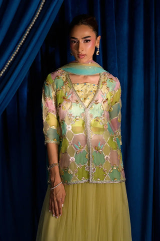 FLAIRS ‘AYRA FESTIVE FORMALS’26 | LIA LEMON