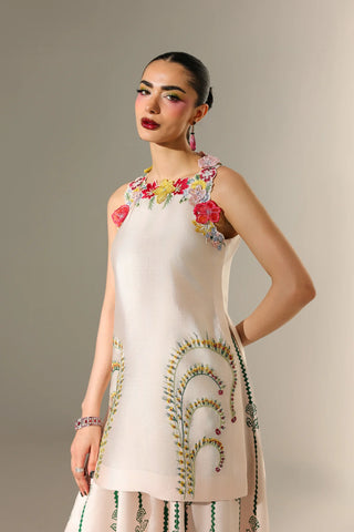 ZEBANDZEESHAN ‘HOW SO WOW LUXURY PRET’26 | GARDEN