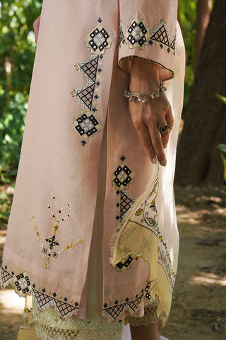 SUMAIRA KHANANI | KANWAL