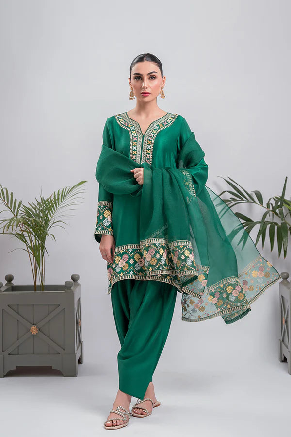 AMNA ARSHAD LUXURY PRET’24 | JIYA