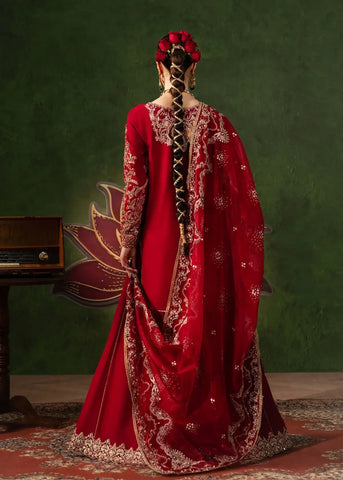 KANWAL MALIK SHEHNAI LUXURY PRET’26 | NURAY