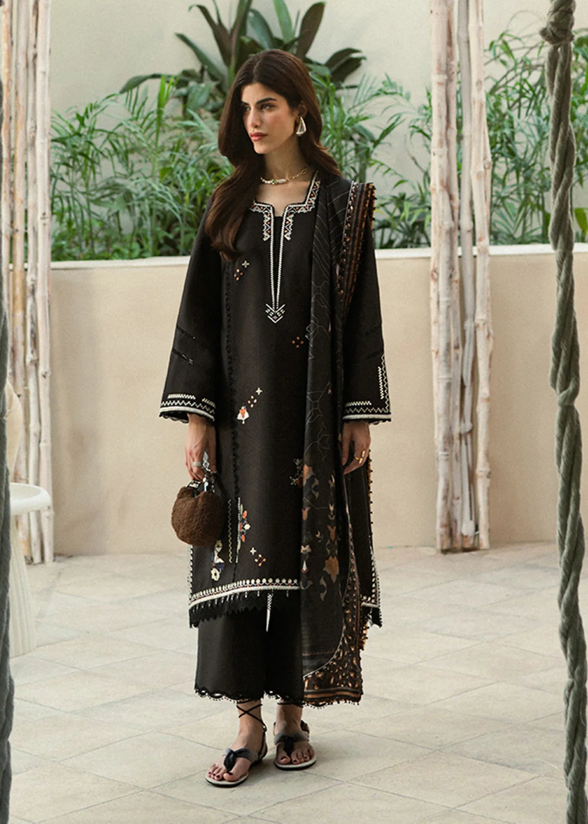 SUFFUSE BASICS SPRING SUMMER’24 | AVA