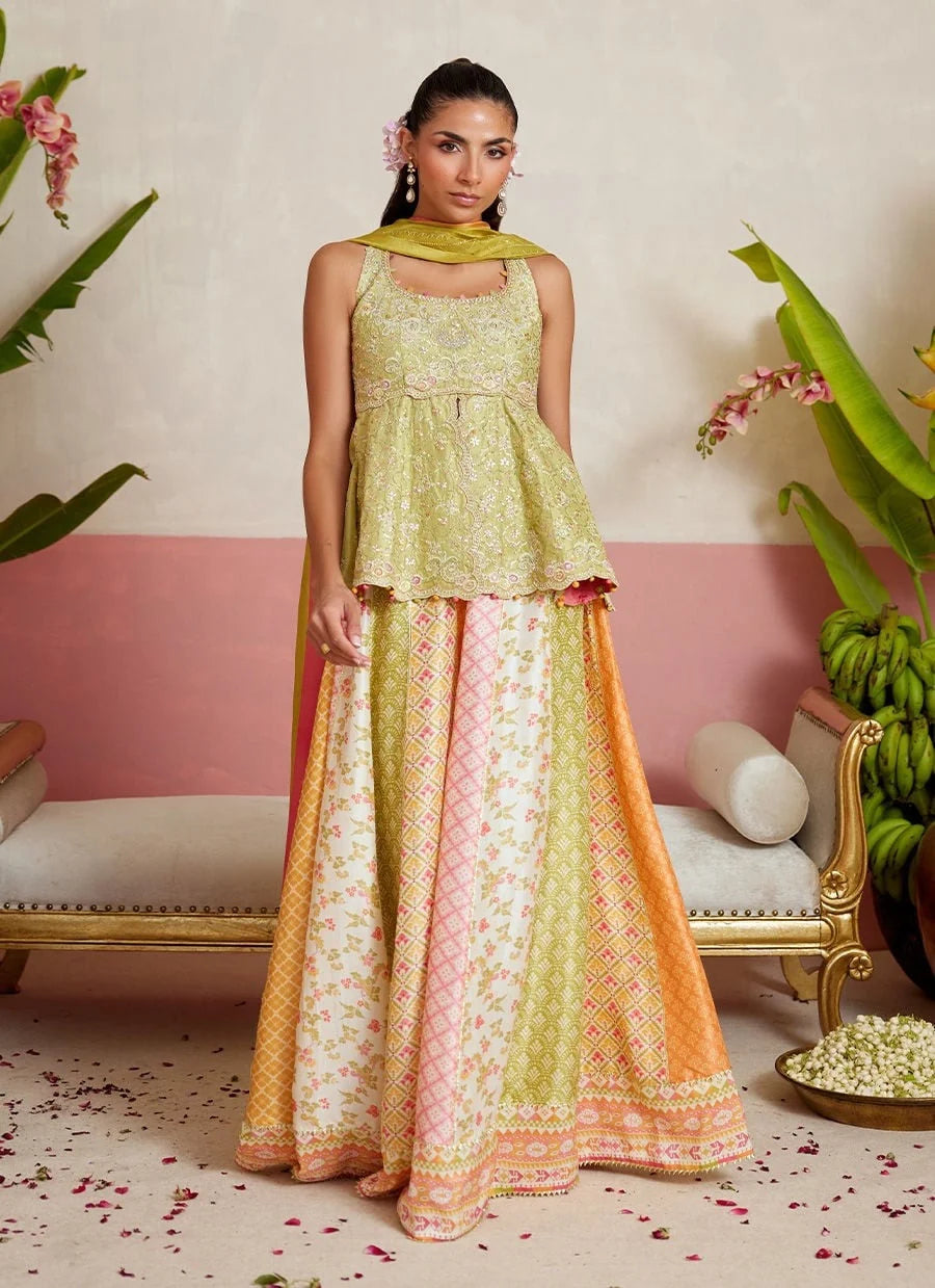 FARAH TALIB AZIZ ‘MAYNA FESTIVE PRET’26 | TAYLA SET