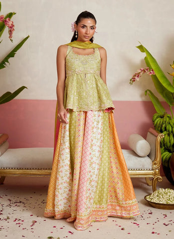 FARAH TALIB AZIZ ‘MAYNA FESTIVE PRET’26 | TAYLA SET