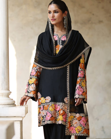 IQBAL HUSSAIN LUXURY PRET’24 | EC-08