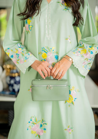 HIRA SARDAR ‘ROSERIA PRET’26 | SPRING GARDEN