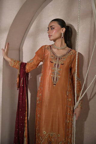 NIMRAH HAFSA ‘ZEINA FESTIVE FORMALS’26 | LAYRAH