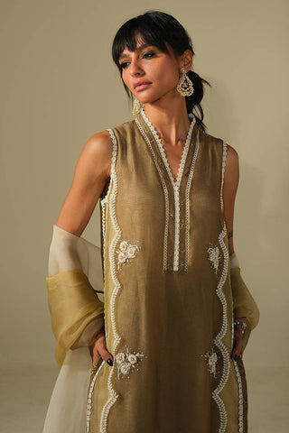 FARIDA HASAN ‘DHOOP LUXE PRET’26 | TOFFEE ROSE SET