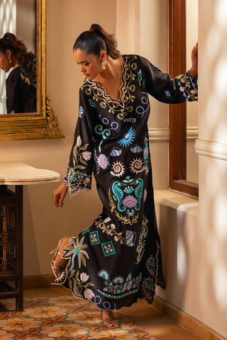 ANNUS ABRAR LEAH LUXURY PRET’26 | KAYLA KAFTAN