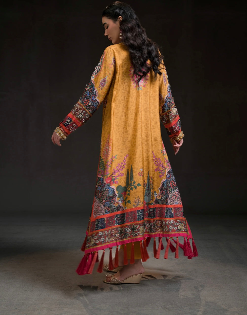 AMMARA KHAN GLITZ’24 | MUSTARD GOLD KAFTAN SET