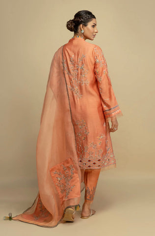 NIDA AZWER NUR PRET | PEACH MUSE