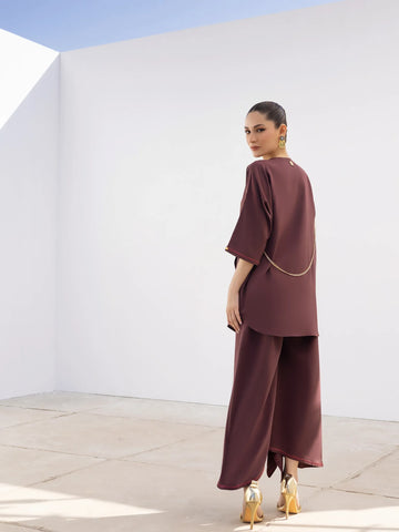 IQA | LEAL MAROON