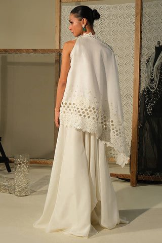 FARIDA HASAN ‘DHOOP LUXE PRET’26 | IVORY CAPE SET