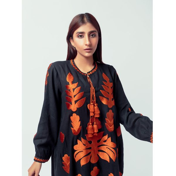 NADIYA KASSAM | ARYA RUST