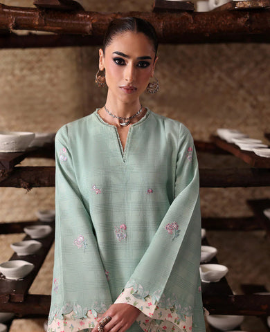 REPUBLICWOMENSWEAR ‘NEOMA ESSENTIAL PRET’26 | ISOLDE