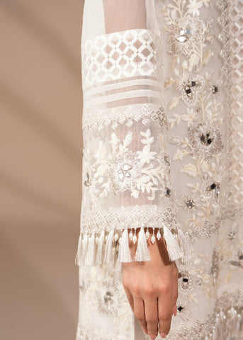 ENTIRE VOL IV LUXURY PRET'26 | LARA