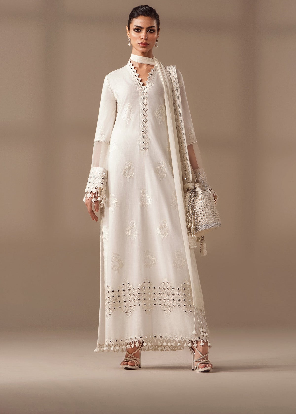 ENTIRE VOL IV LUXURY PRET'26 | MORR