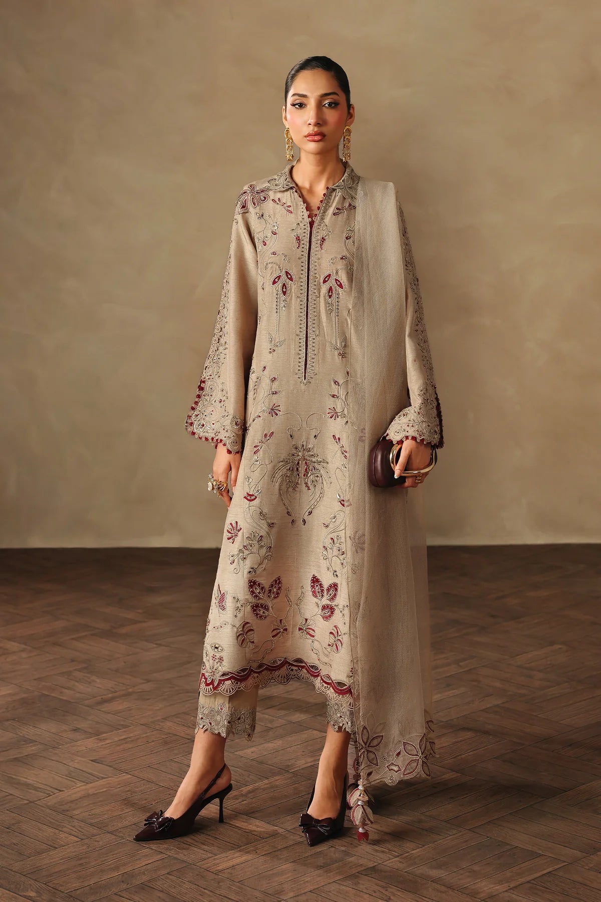 QALAMKAR LUXURY PRET’26 | VEENA