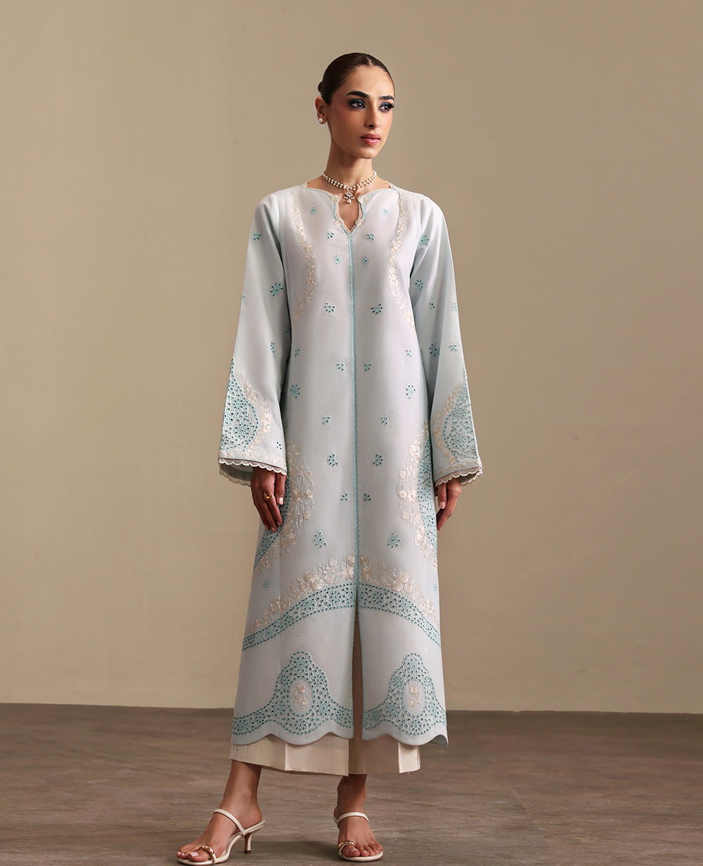 REPUBLICWOMENSWEAR 'NEOMA ESSENTIAL PRET'26 | CAELIRA
