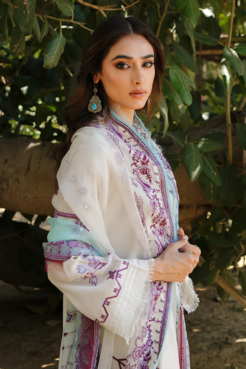 SUMAIRA KHANANI | AMRAH