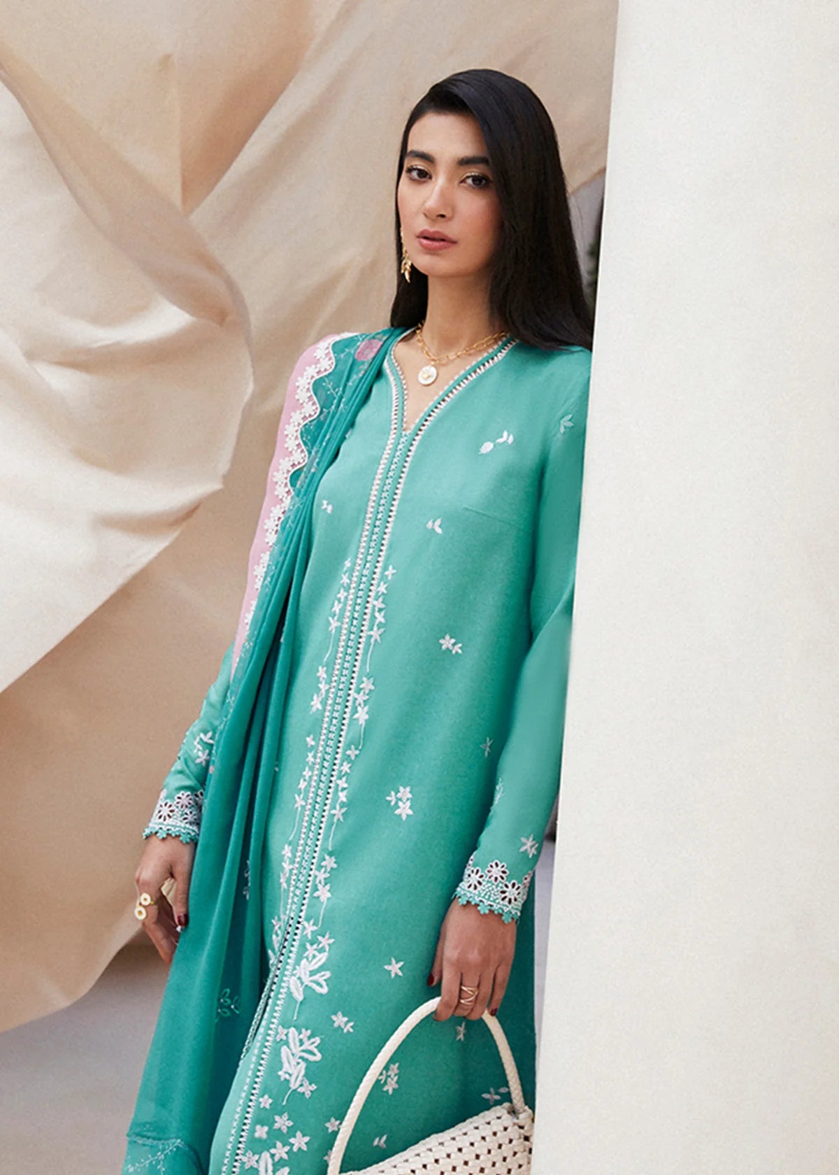 SUFFUSE BASICS SPRING SUMMER’24 | ELALEH