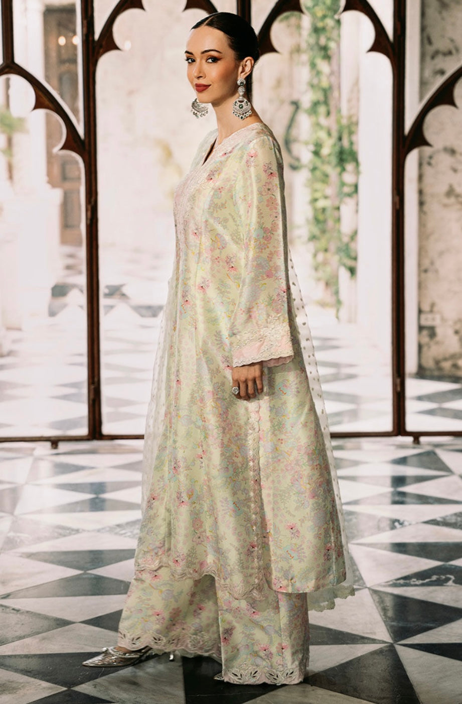 ANSAB JAHANGIR SUMMER LUXE’24 | DIANTHUS
