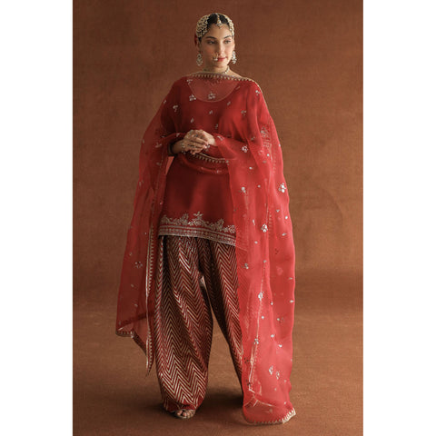 DYOT CHAMKELI’26 | RED OUTFIT