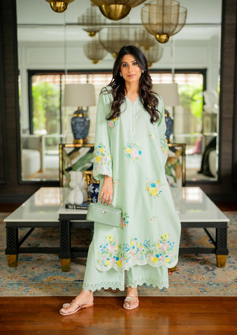 HIRA SARDAR ‘ROSERIA PRET’26 | SPRING GARDEN