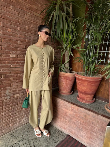 BARAE KHANOM TIMELESS SERIES’26 | OAT SET