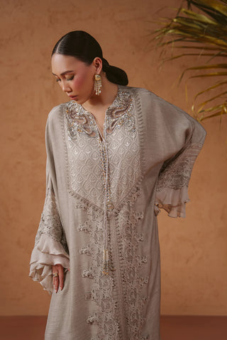 AMMARA KHAN ‘SIERA SUMMER LUXURY FORMALS’26 | SERFINA
