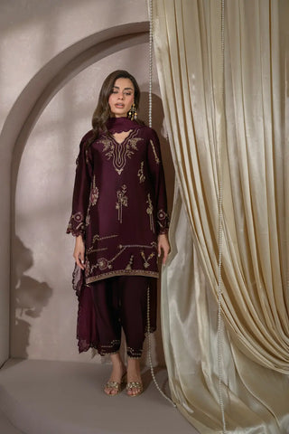 NIMRAH HAFSA ‘ZEINA FESTIVE FORMALS’26 | ZEYA