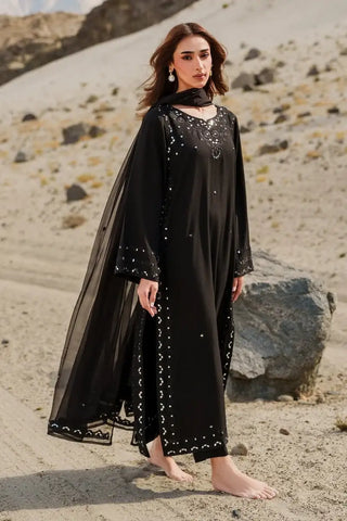 VINTAGE ‘MANNAT WINTER PRET’26 | SASSI