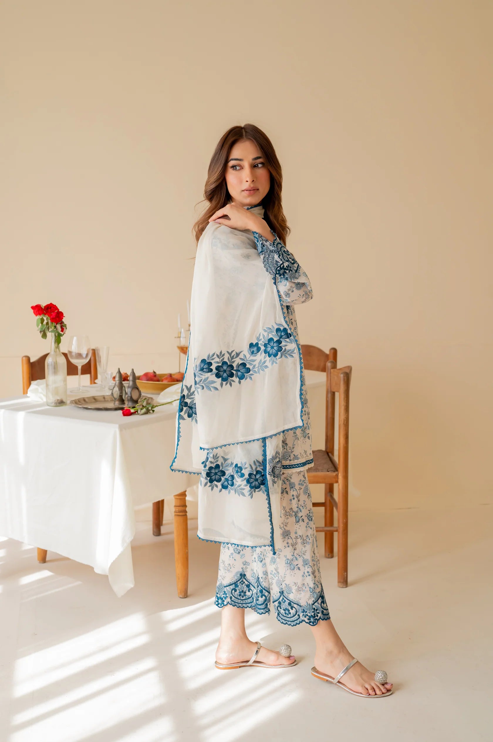 SA LAWN PRET’24 | BLUE BELL
