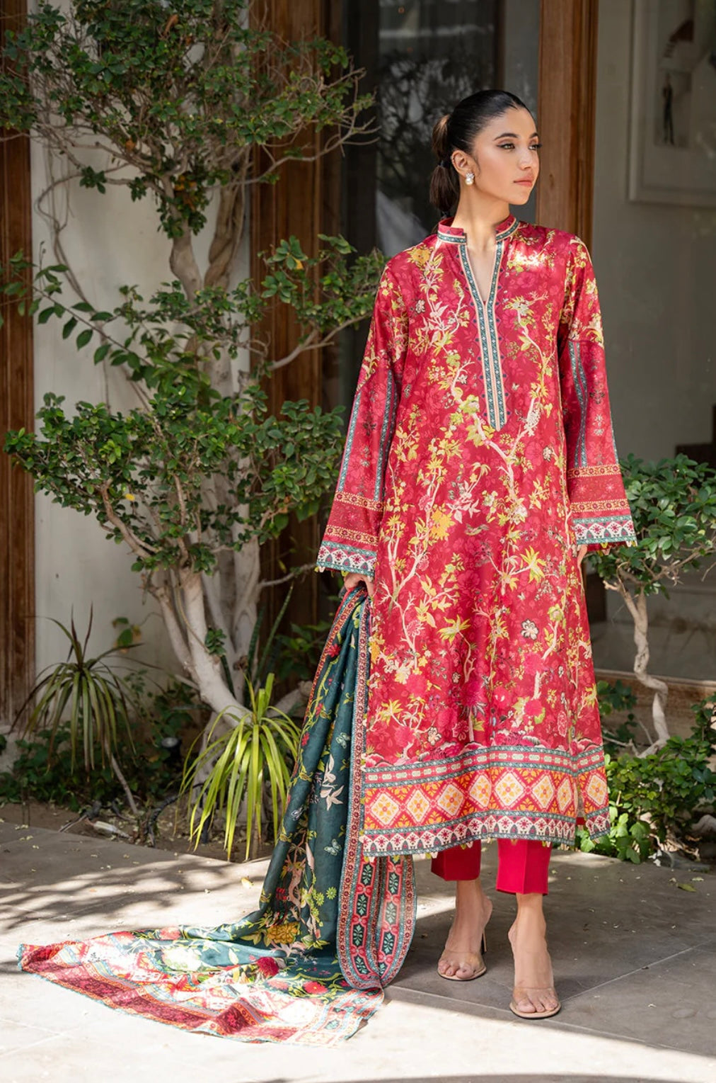 SANIA MASKATIYA LUXURY PRET’24 | AZAH B