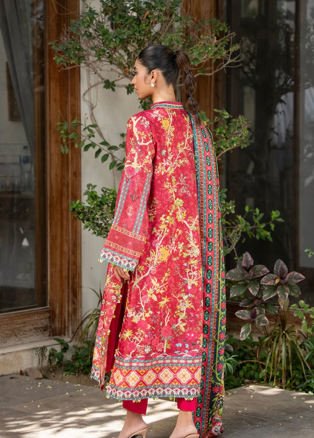 SANIA MASKATIYA LUXURY PRET’24 | AZAH B