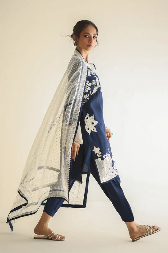 NADIA FAROOQUI LARA LUXURY PRET’24 | RAYNA