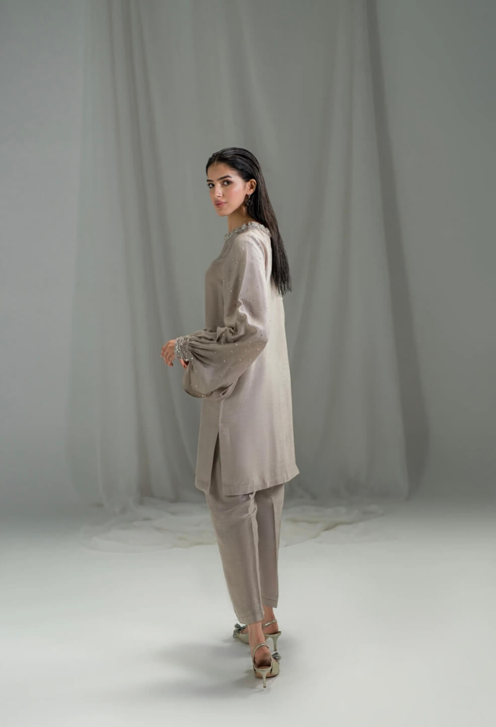 AMMARA KHAN SETA’24 | JEWELLED GLAM